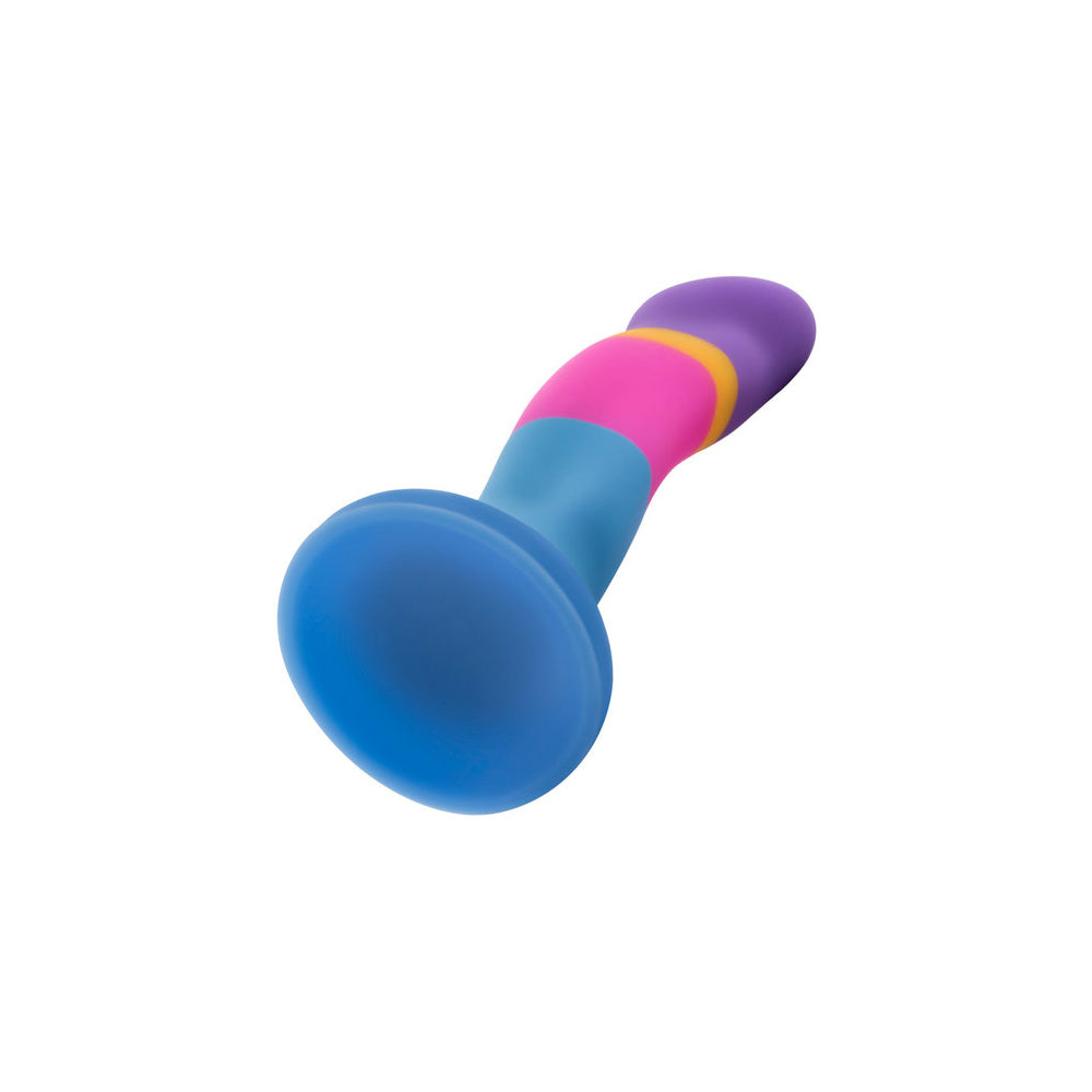 Blush Avant D1 Hot 'n' Cool Suction Cup Base Silicone Dildo