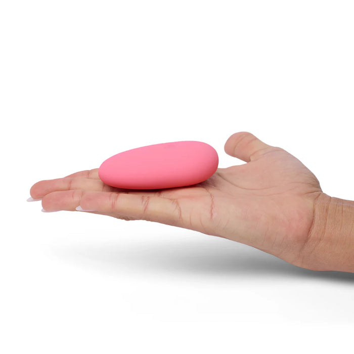 ILY by Je Joue The Pebble Squishy Rechargeable Pebble Shaped Bullet