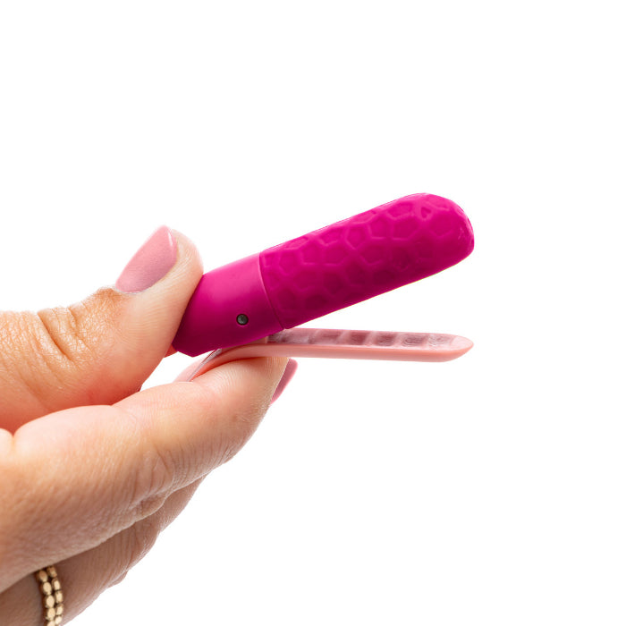OhMiBod Sphinx Rechargeable Bluetooth App-controlled Wearable Vibrating Nipple Clamps
