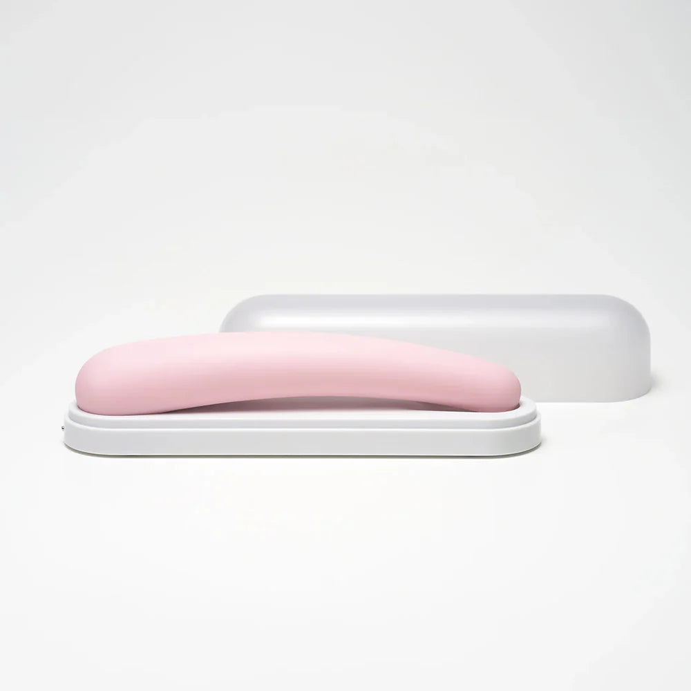 Iroha tsuki MIKAZUKI NADESHIKO Flexible Tip Squishy Rechargeable Vibrator With Charging Case