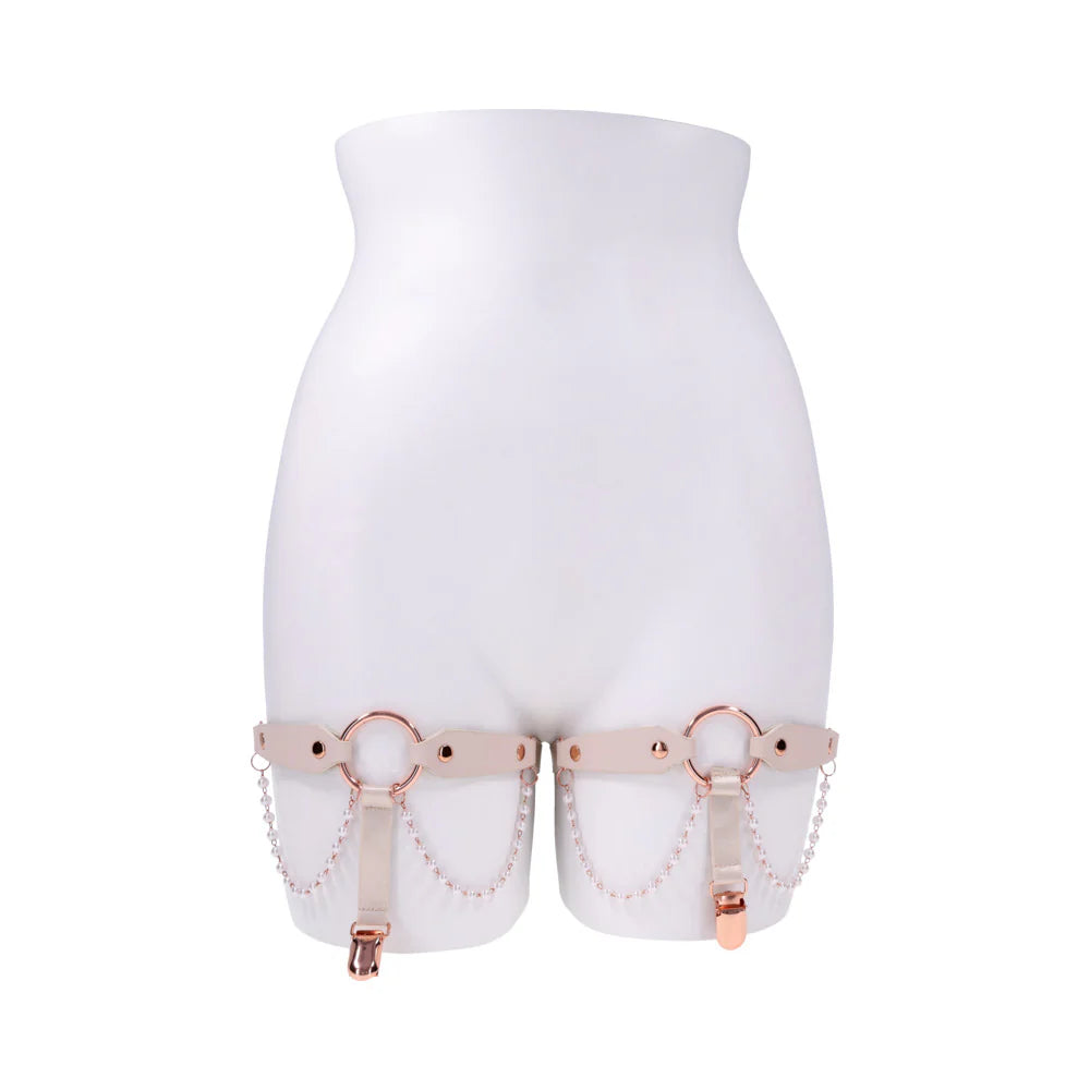 Sportsheets Sex & Mischief Peaches 'n CreaMe Adjustable Pearl Garters
