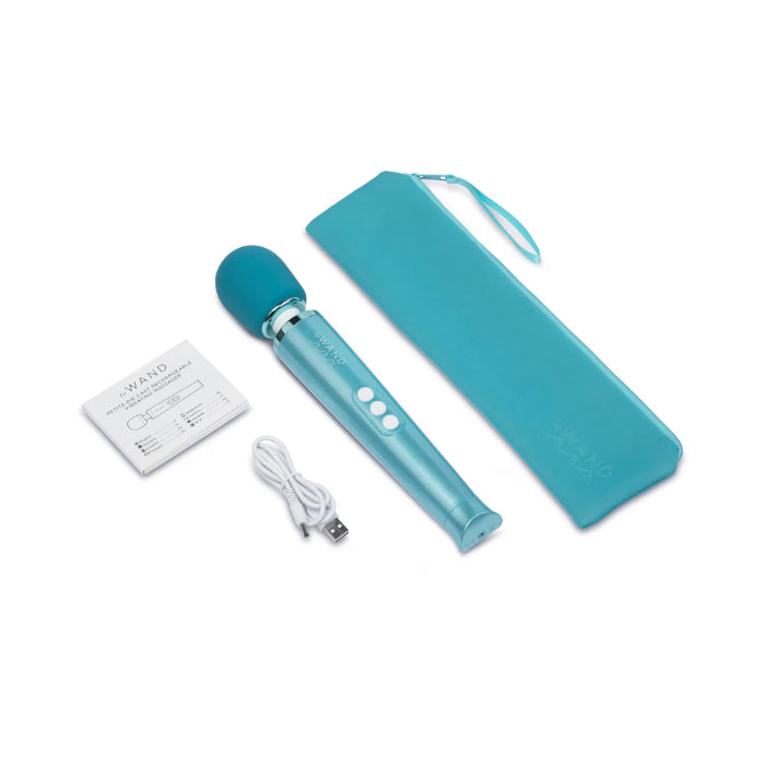 Le Wand Dive Submersible Rechargeable Powerful Vibrating Massager