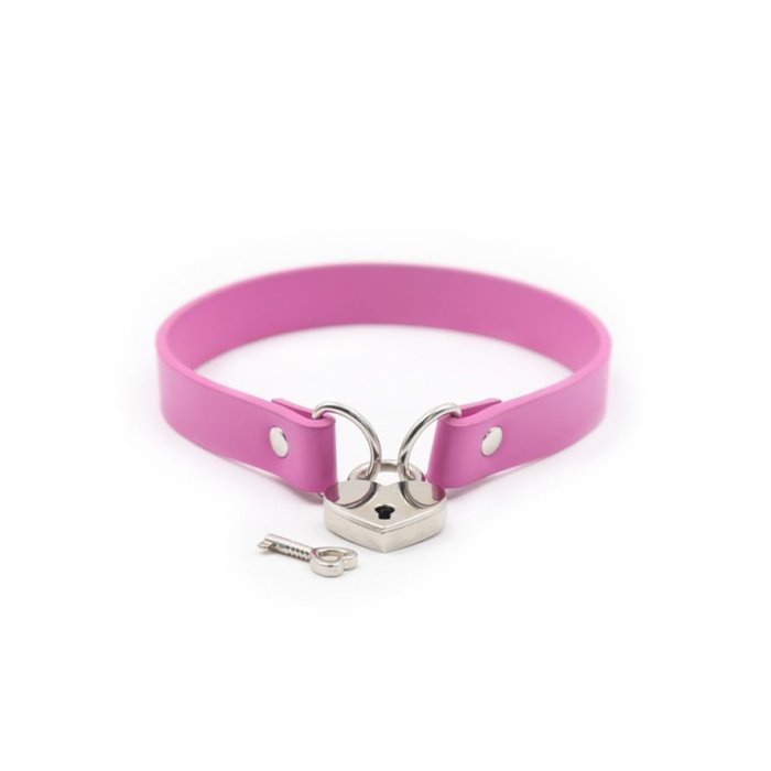 Ple'sur PVC Collar With Heart Lock & Key